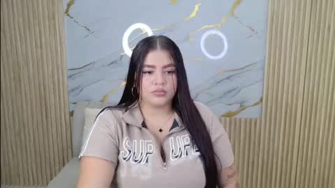 Yara  online show from 04-23-26, 08:55