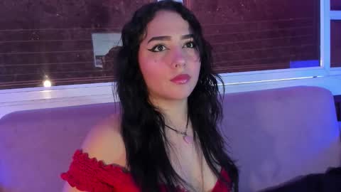 yara_shiine online show from 12-18-25, 11:38