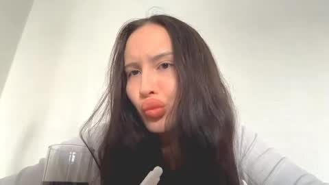 Yasmin online show from 05-01-26, 08:08