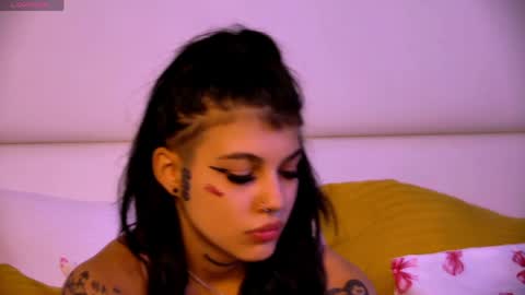 Snapshot of yasminstormx chatting on 06-01-26, 04:25 Diana online show from 06-01-26, 04:25