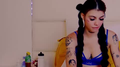 Snapshot of yasminstormx chatting on 06-28-26, 05:02 Diana online show from 06-28-26, 05:02
