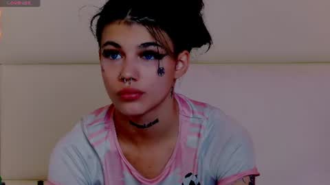 Snapshot of yasminstormx chatting on 06-29-26, 05:57 Diana online show from 06-29-26, 05:57