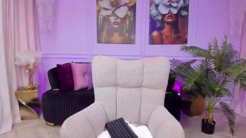 yasminwild online show from 02-15-26, 07:51