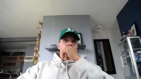 yahto online show from 12-17-24, 04:11