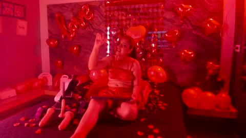 yaya____ online show from 02-15-25, 04:58