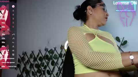 yaya____ online show from 03-02-26, 10:16