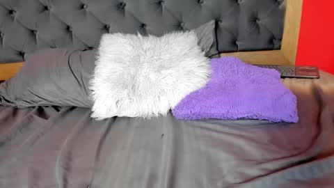 YAYA online show from 10-12-25, 02:21