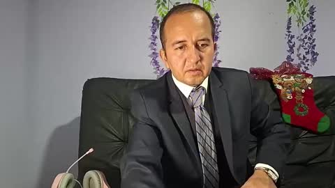 Hazzan online show from 11-24-25, 03:45