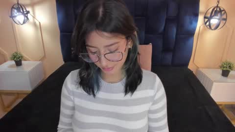 Yazmin online show from 01-17-25, 02:28