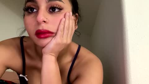 yazzydeleon online show from 11-13-25, 07:18