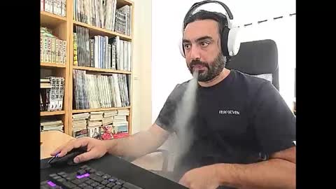 Snapshot of yeeaahoo chatting on 09-11-25, 08:36 yeeaahoo online show from 09-11-25, 08:36