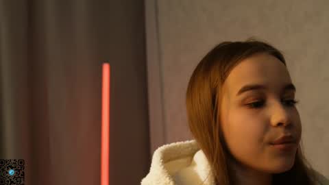 Snapshot of yeepshyy chatting on 12-09-24, 08:12 Kate online show from 12-09-24, 08:12