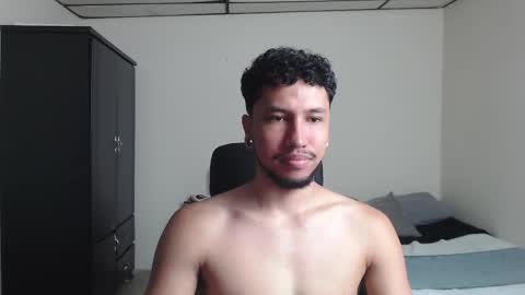 yeff online show from 12-05-25, 01:58