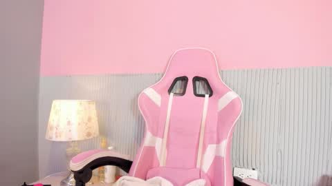 yeika_foxy online show from 10-02-25, 10:55