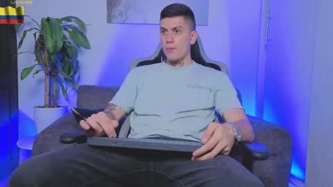 YEIKO ROMERO online show from 04-12-26, 09:25