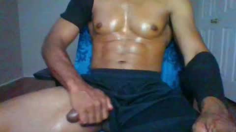 Snapshot of yellaboy31 chatting on 09-24-25, 07:12 yellaboy31 online show from 09-24-25, 07:12
