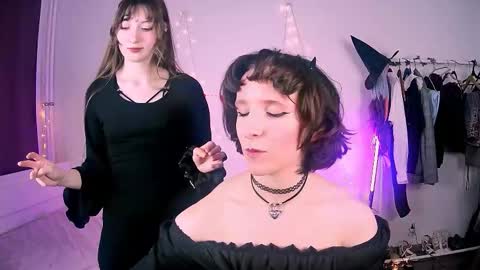 Liya online show from 03-22-26, 05:38