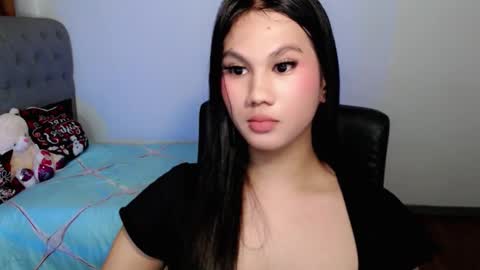 Yen online show from 09-28-25, 04:12