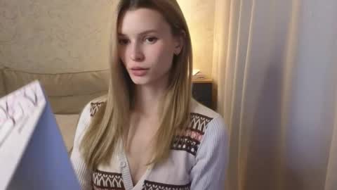 Snapshot of yennaone chatting on 05-11-26, 02:56 Yenna online show from 05-11-26, 02:56