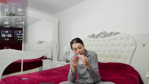 yennefer13 online show from 01-05-26, 10:02