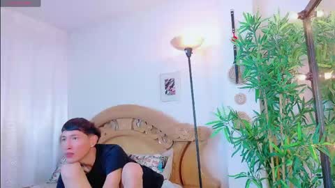 Snapshot of yeremmy_twink chatting on 06-05-26, 07:19 yeremmy_twink online show from 06-05-26, 07:19
