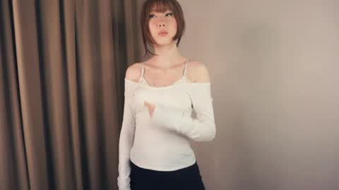 Snapshot of yerquinney chatting on 05-03-26, 01:06 Rin online show from 05-03-26, 01:06