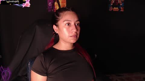 Snapshot of yes2802 chatting on 01-15-25, 05:37 Yesi online show from 01-15-25, 05:37