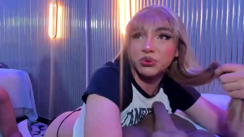 sofia online show from 01-13-26, 10:04