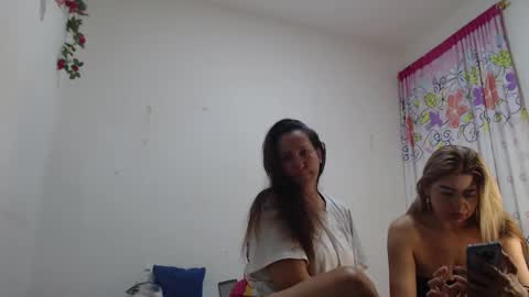 yessica and andres online show from 01-10-26, 06:04