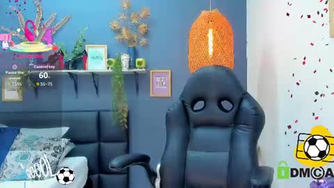 Snapshot of yessika_parker chatting on 06-18-26, 09:14 yessika_parker online show from 06-18-26, 09:14