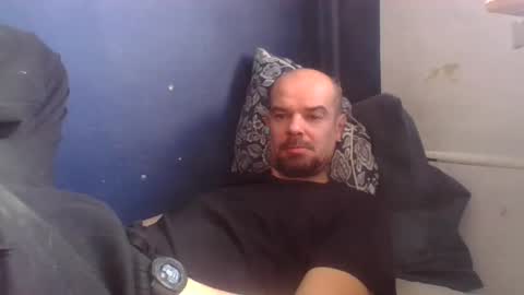 Snapshot of yewloo chatting on 02-16-25, 09:59 yewloo online show from 02-16-25, 09:59