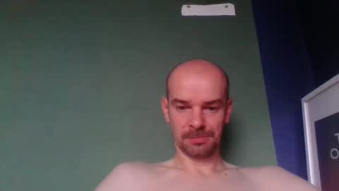 Snapshot of yewloo chatting on 10-17-25, 06:16 yewloo online show from 10-17-25, 06:16