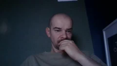 Snapshot of yewloo chatting on 11-10-25, 06:45 yewloo online show from 11-10-25, 06:45