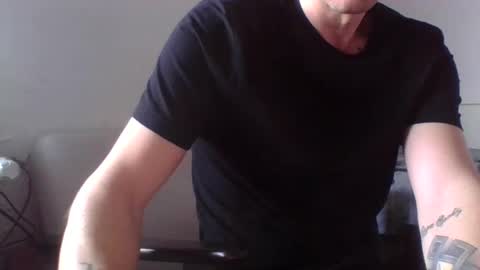 Snapshot of yewloo chatting on 02-28-26, 06:25 yewloo online show from 02-28-26, 06:25