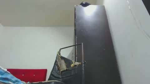 Snapshot of yeycom_hot07 chatting on 02-14-25, 01:34 yeycom_hot07 online show from 02-14-25, 01:34