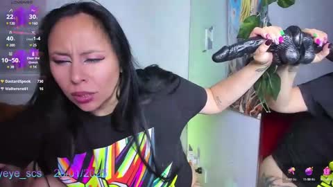 Snapshot of yeye_scs chatting on 01-28-25, 03:46 Luna online show from 01-28-25, 03:46