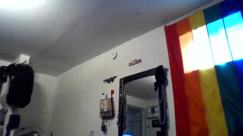 yhype2070 online show from 05-02-26, 01:27