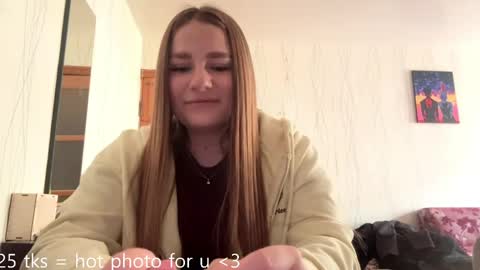 Eva online show from 04-14-26, 01:17