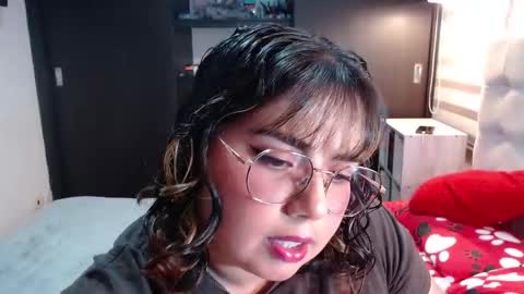 Snapshot of yini_angel07 chatting on 03-14-26, 11:21 hii i am yini online show from 03-14-26, 11:21