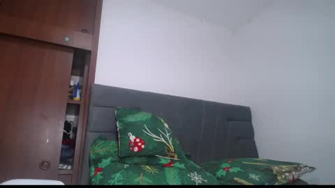 Yiny online show from 01-15-26, 08:52