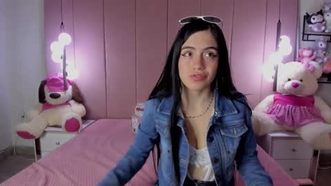 yinyang_luar online show from 11-30-25, 11:36