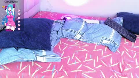 Yiovanna online show from 02-08-25, 03:42