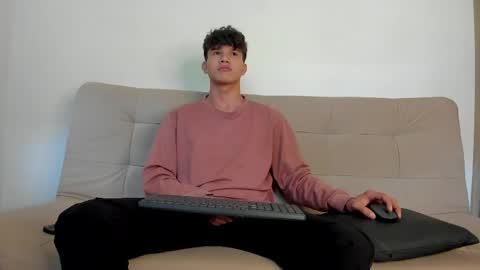 yizus_bonz online show from 06-01-26, 05:03