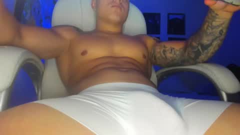 Snapshot of yker18 chatting on 01-17-25, 04:49 yker online show from 01-17-25, 04:49