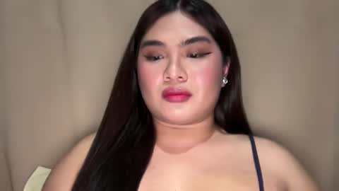 Snapshot of yllanahard chatting on 12-19-24, 07:40 yllana love online show from 12-19-24, 07:40