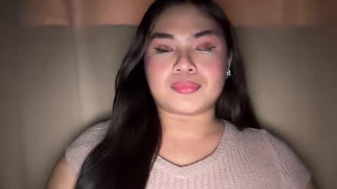 Snapshot of yllanahard chatting on 12-21-24, 01:47 yllana love online show from 12-21-24, 01:47