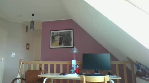 Yoann online show from 09-11-25, 02:39