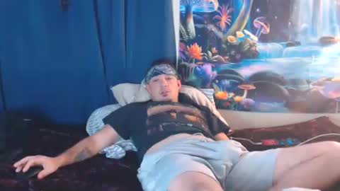 Snapshot of yobleez chatting on 11-16-25, 06:30 yobleez online show from 11-16-25, 06:30