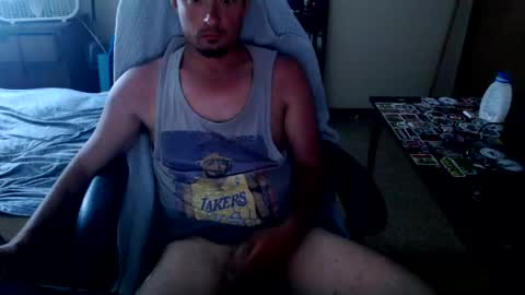 Snapshot of yobleez chatting on 05-30-26, 05:15 yobleez online show from 05-30-26, 05:15