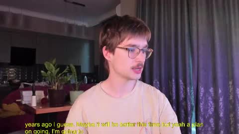 Snapshot of yoga_pizza_420 chatting on 04-28-26, 03:33 Max online show from 04-28-26, 03:33